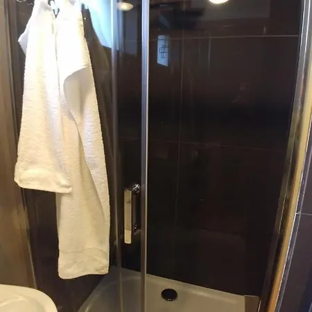 Mostowa 3 Aparthotel 3*