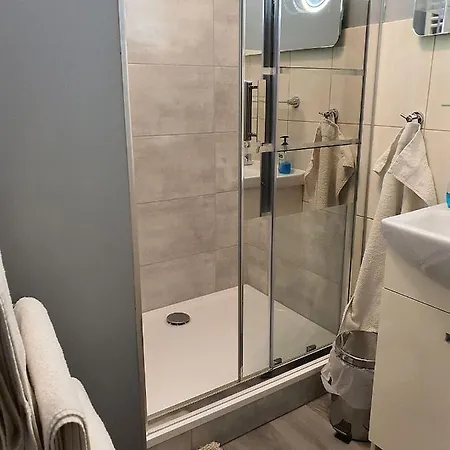 Mostowa 3 Hotel apartamentowy