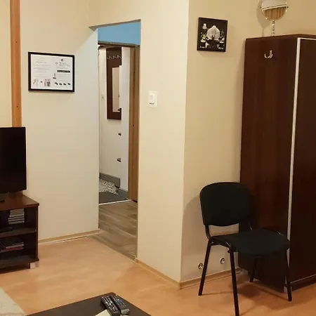 Mostowa 3 מלון דירות 3*