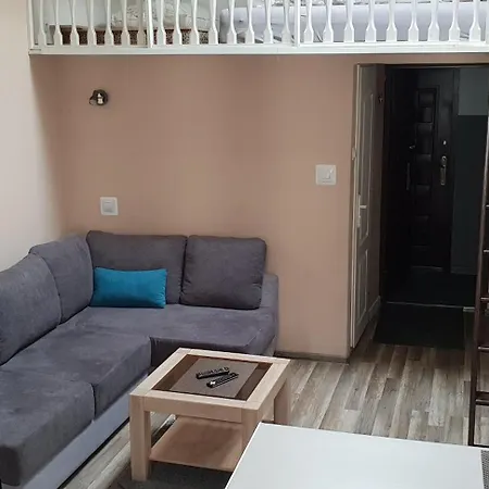 Mostowa 3 מלון דירות 3*