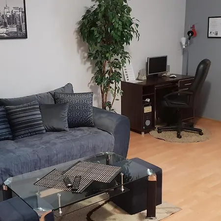 Hotel apartamentowy Mostowa 3 3*