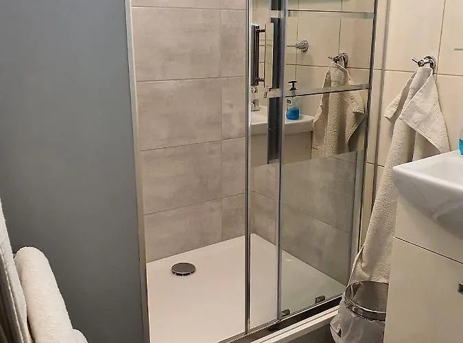 Mostowa 3 Hotel apartamentowy