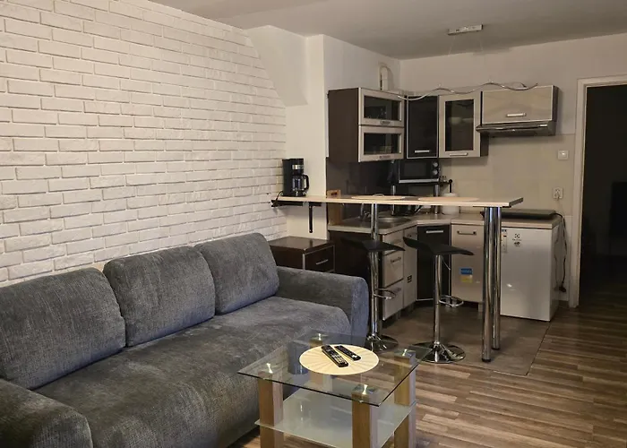 Mostowa 3 3* Bydgoszcz